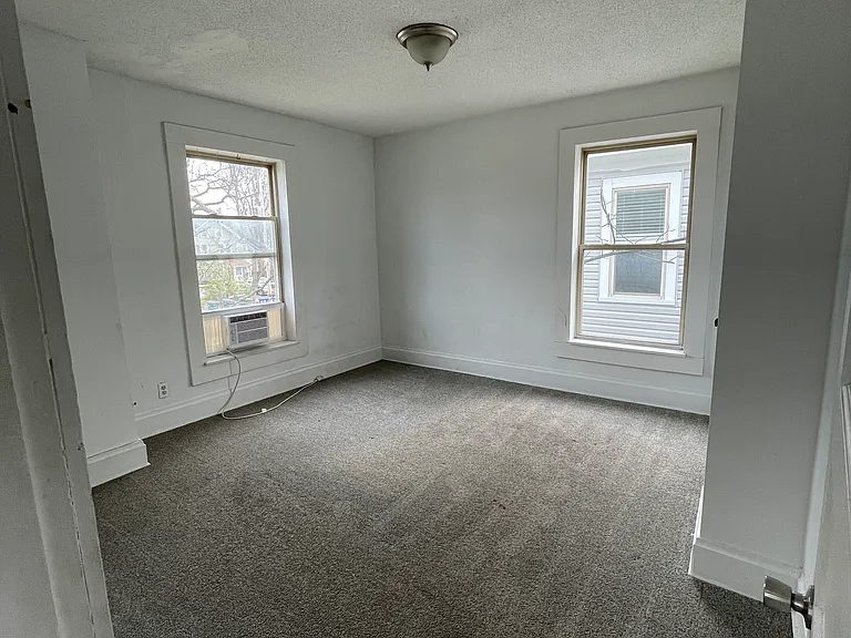 412 E 17th Ave — Photo 5