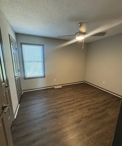 2133 W Gordon Ave #C — Photo 7