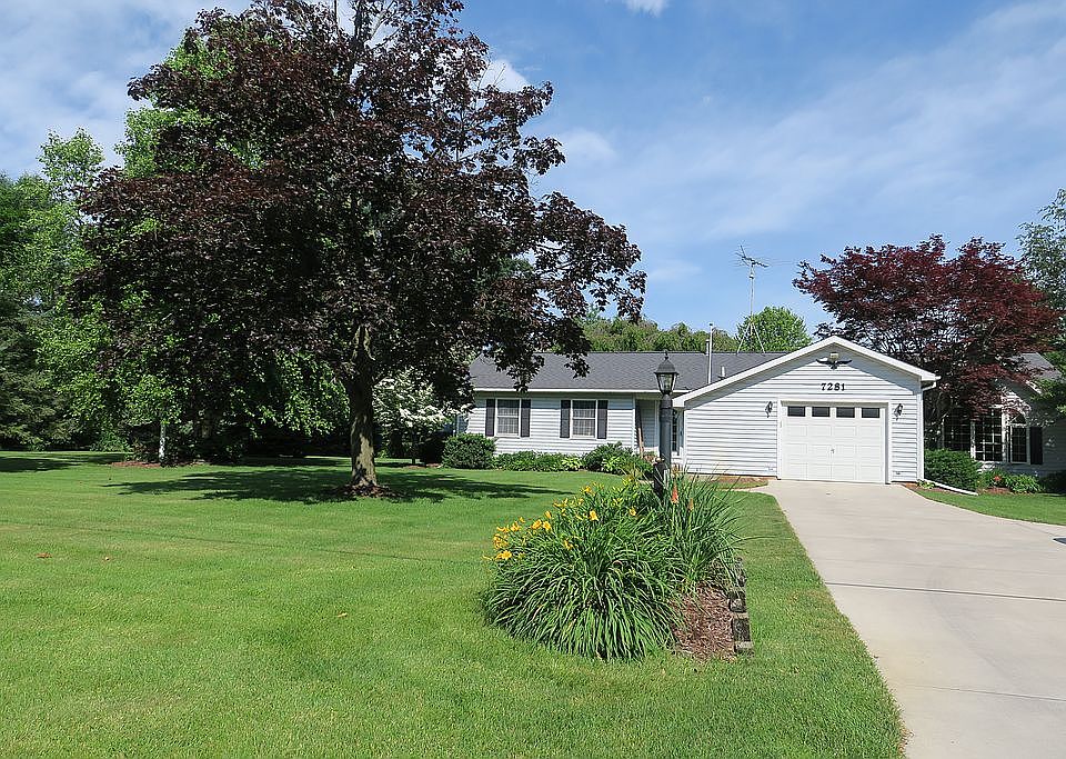 1st image of 7281 W Lake Dr