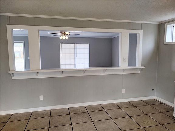 3rd image of 226 Radburn Way