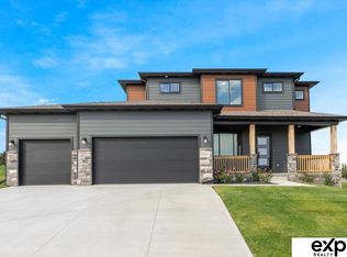 10320 S 33rd St, Roca, NE 68430