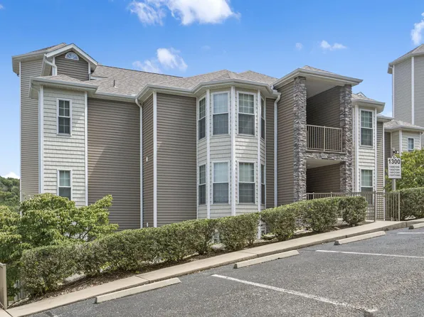 1304 Rocky Shore Terrace #4 BLDG P, Kimberling City, MO 65686