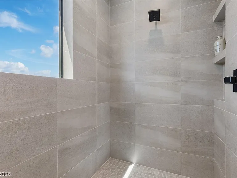 4053 Heron Fairway Dr — Photo 44