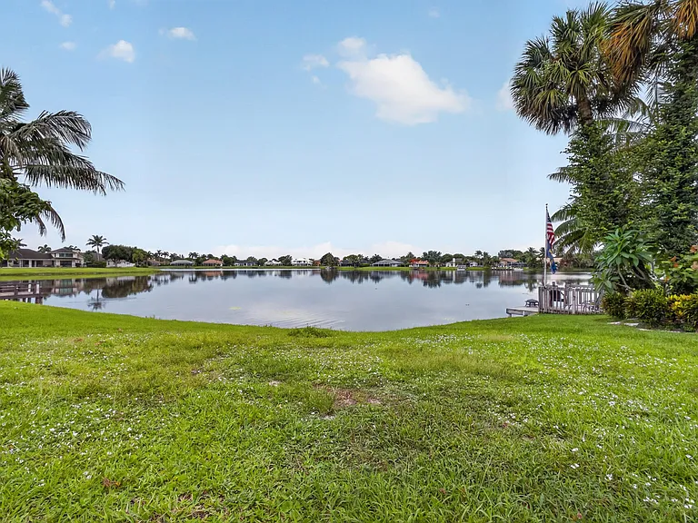 1773 Wiltshire Village Dr — Photo 20