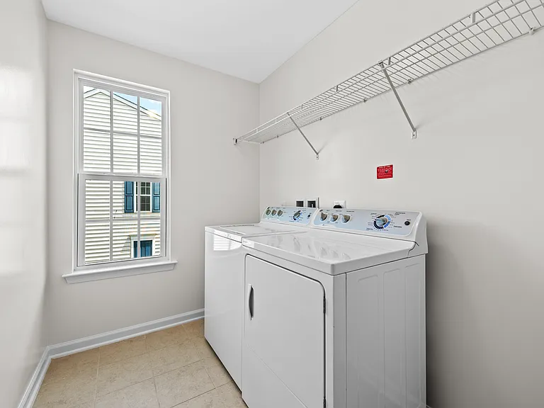 115 Hornbeam Dr — Photo 6