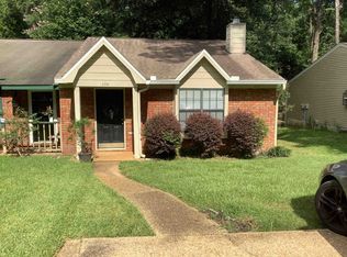226 Whetherbine Way W, Tallahassee, FL 32301