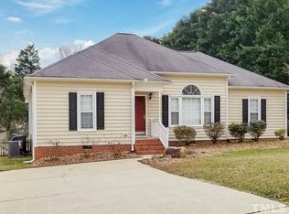 4004 Cashew Dr, Raleigh, NC 27616