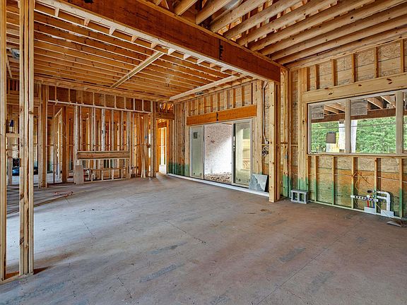 4th image of 17 Vintage Oaks Way