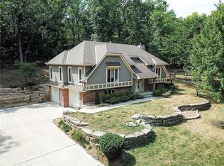 608 N Forest Ave, Liberty, MO 64068