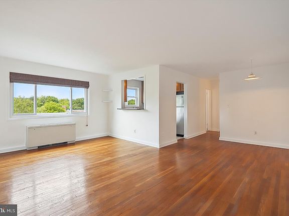 4th image of 116 Lee Ave APT 508