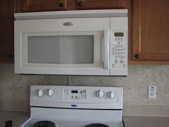 Whirlpool Built-in Microwave