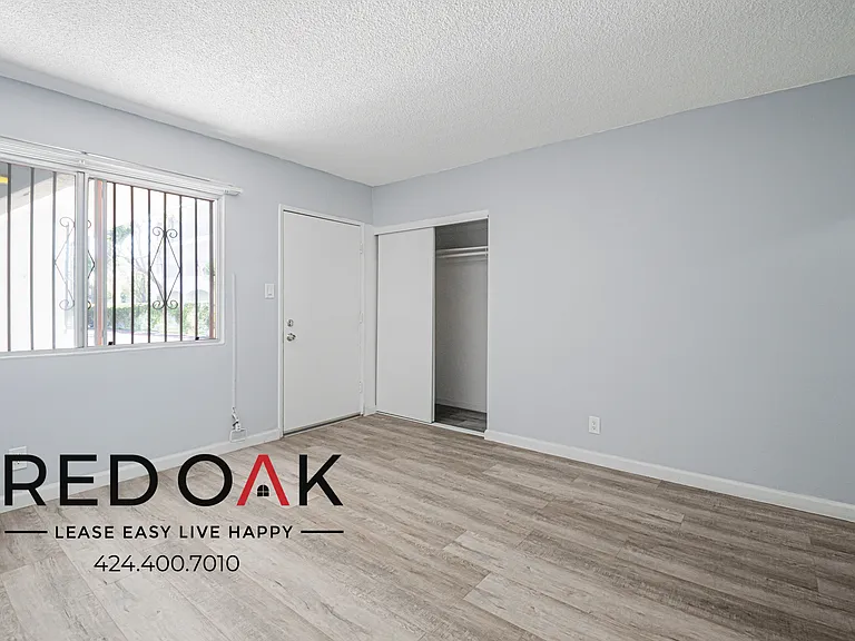7139 E Gage Ave #C — Photo 3