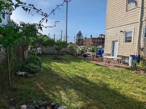 38 Williams St FLOOR 1