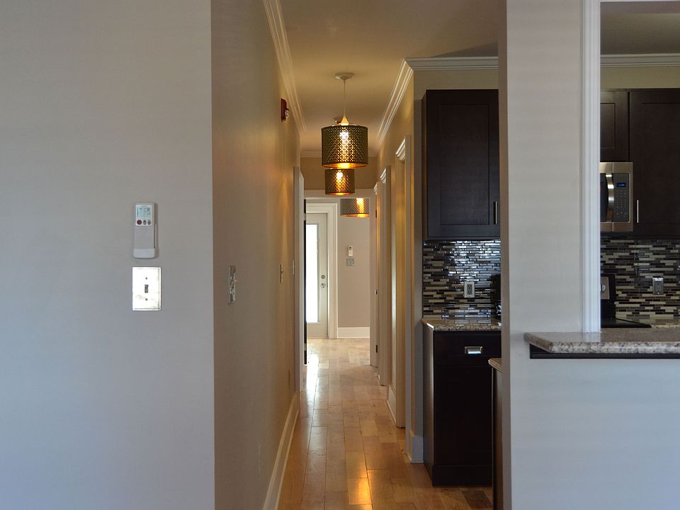 Apartment Passage
