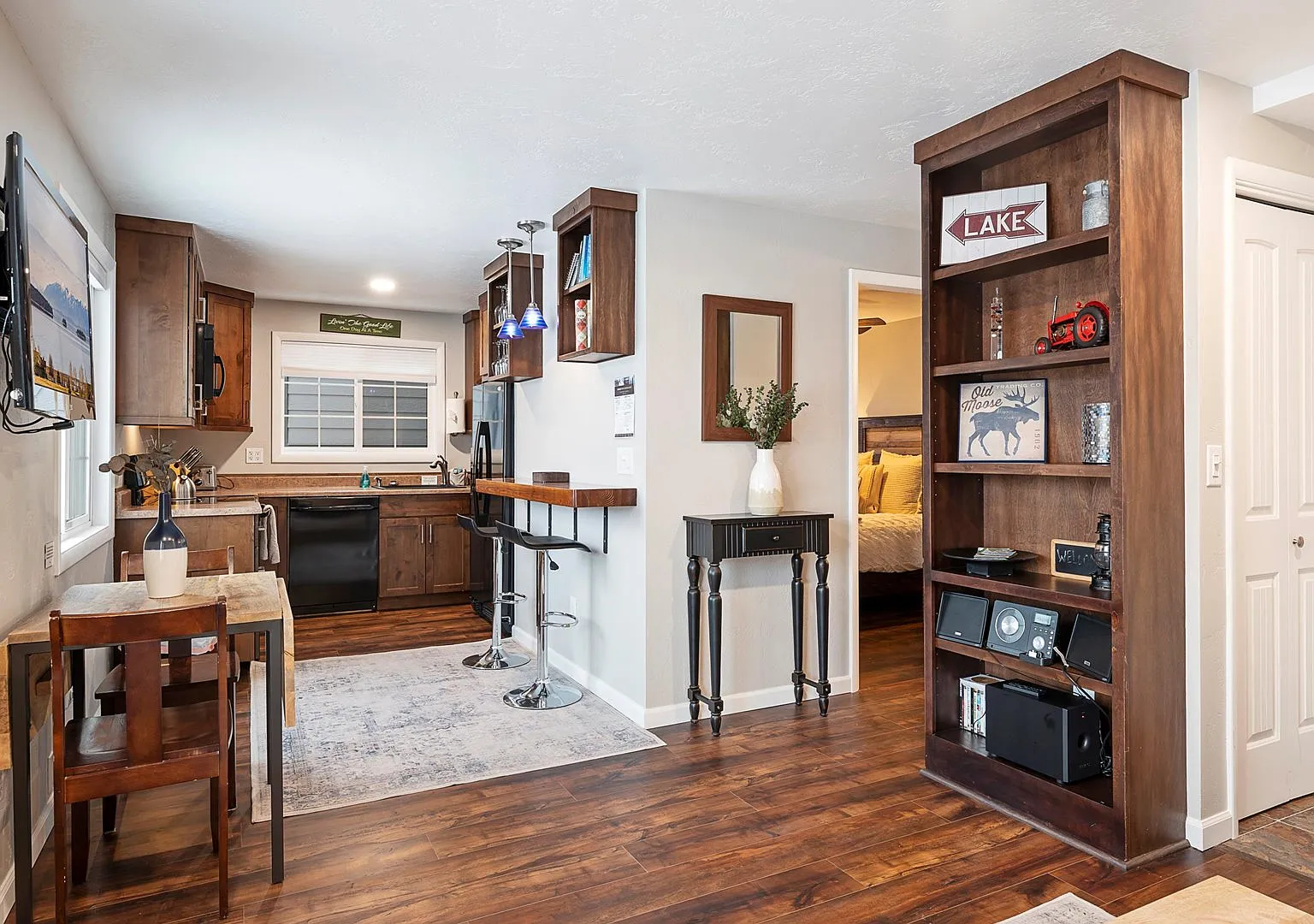 1 bed, 600 sqft, $1,600 — Photo 3