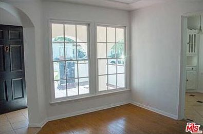 5th image of 3801 Roxton Ave