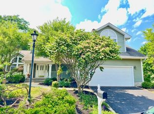 12 Cobble Ln, Bedminster, NJ 07921