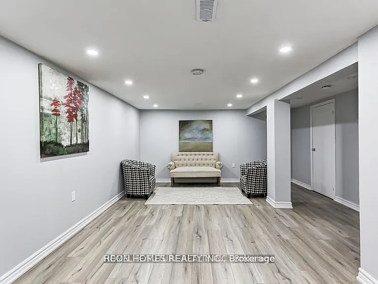 20 Bluefin Cres #BASEMENT — Photo 5