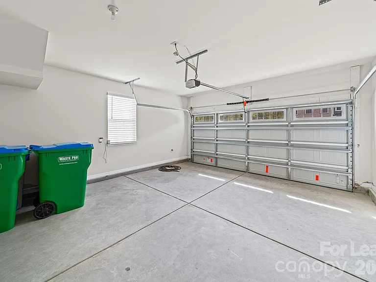 1104 Bandon Dr — Photo 7