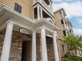 1218 Suncrest Vlg, Morgantown, WV 26505