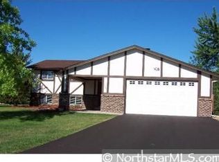 6985 Fernbrook Ln N, Maple Grove, MN 55311