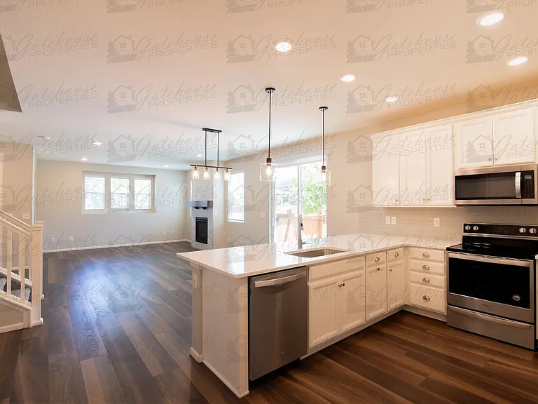 10294 E 59th Ave — Photo 14