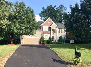 5401 Elmwood Forest Ct, Glen Allen, VA 23059