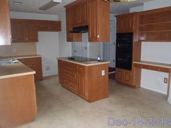 2nd image of 286 Highway 165