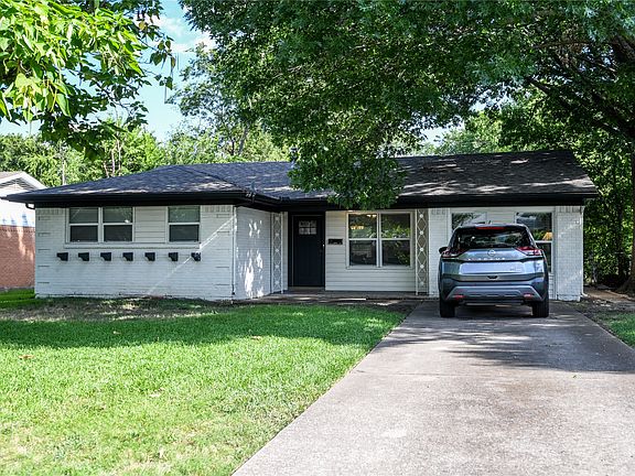 2nd image of 608 Terrace Dr