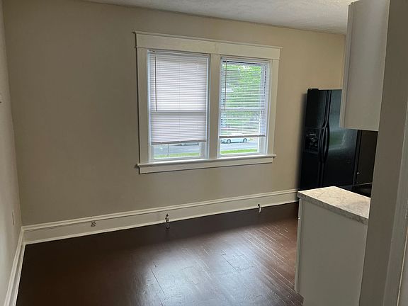 2nd image of 4822 Chamberlayne Ave APT 2