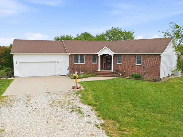 4604 E Us Highway 50, Newton, KS 67114