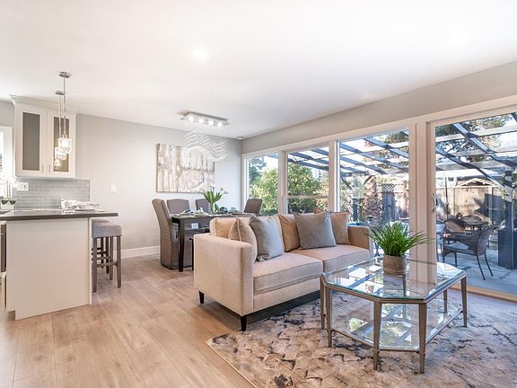 2nd image of 1001 Tulip Dr