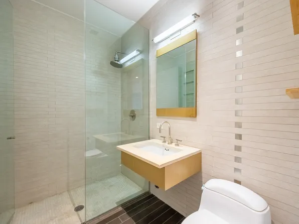 76 Madison Avenue image 19 of 37