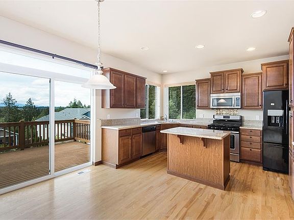 4th image of 20289 Hillsong Pl NE