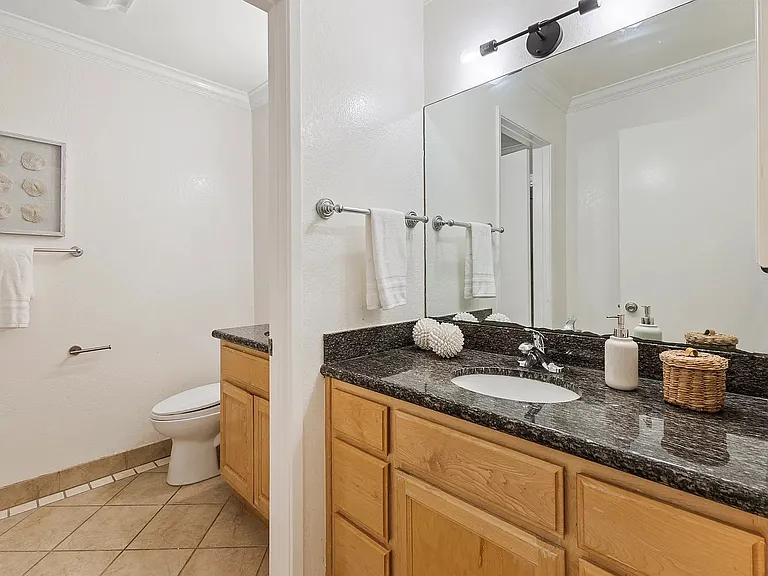 179 Saint Michaels Ct — Photo 6