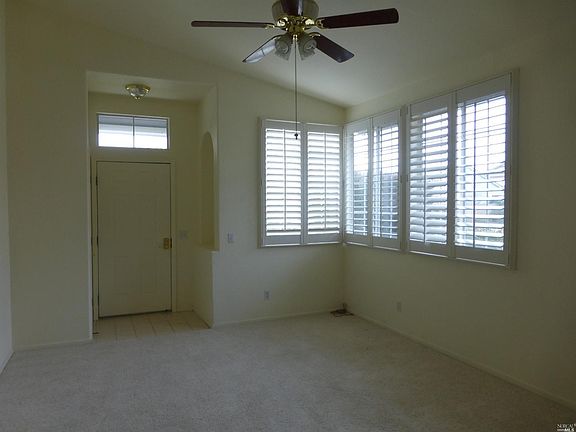 3rd image of 248 Bartlett Ln