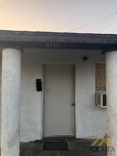 2nd image of 1210 Alta Vista Dr