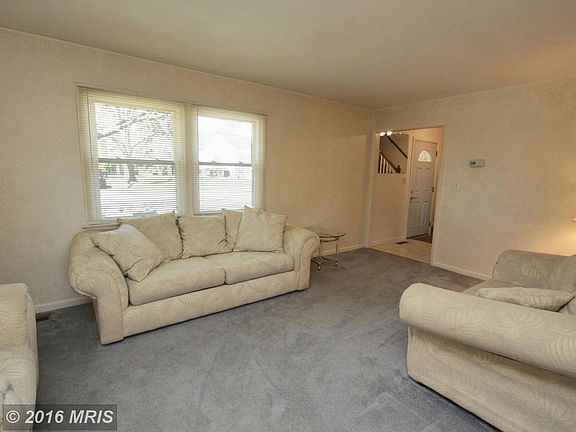 5th image of 14 Three Acre Ln