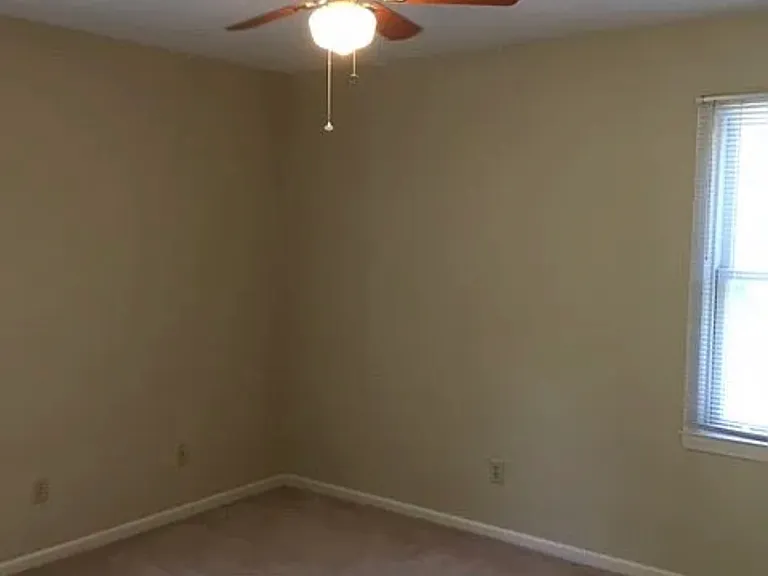1524 Pinkerton Rd — Photo 5