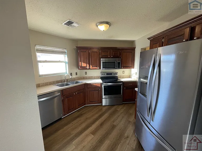 4416 SW Hickory Ln — Photo 26