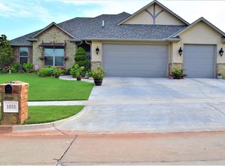 1633 NW Leona Cir, Lawton, OK 73505
