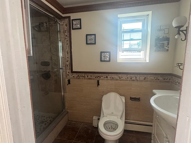 563 Soundview Ave #2A — Photo 10