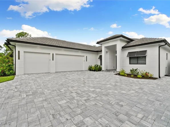 1419 13th St SW, Naples, FL 34117