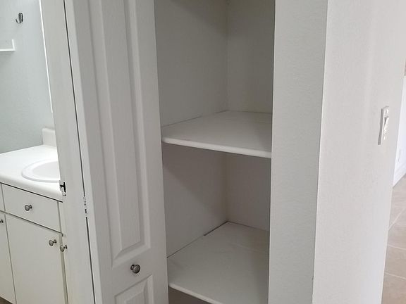 5th image of 5201 Geneva Way APT 104