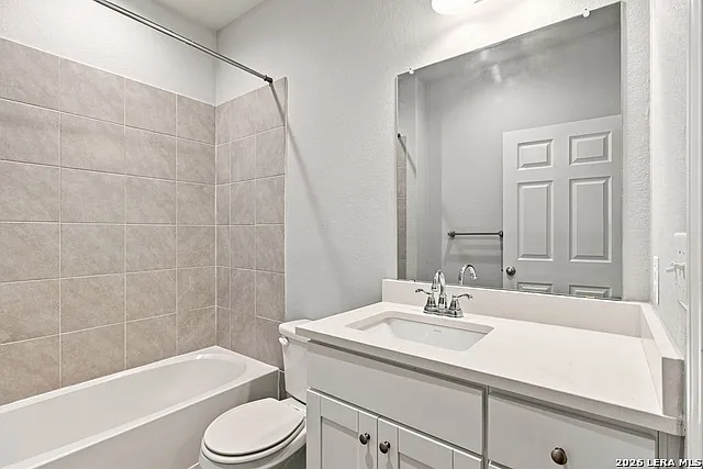 21018 Chestnut Cv — Photo 11