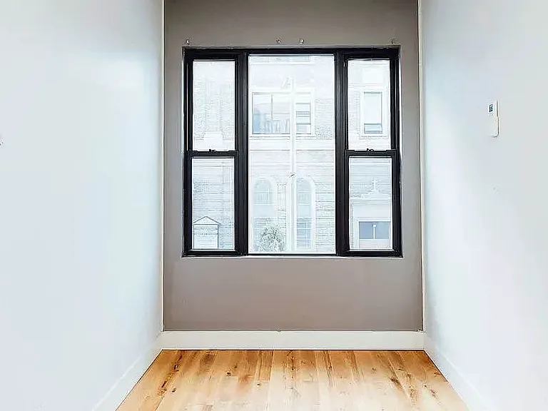 182 Suydam St #2R — Photo 6