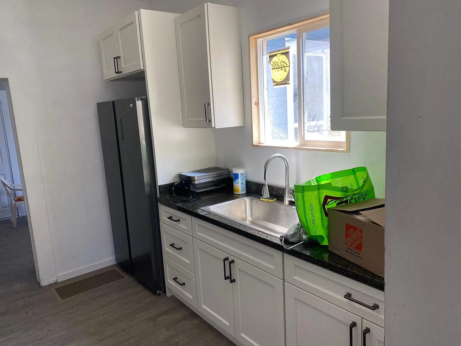 1 bed, $1,300 — Photo 3