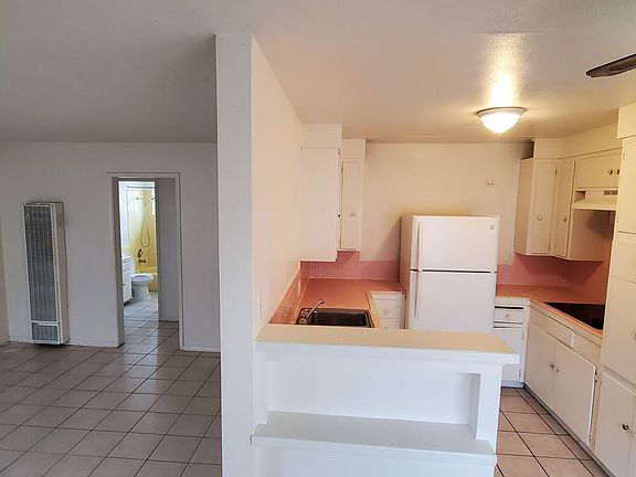 4th image of 4370 51st St APT 6