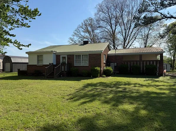 106 Erwin St, Gleason, TN 38229