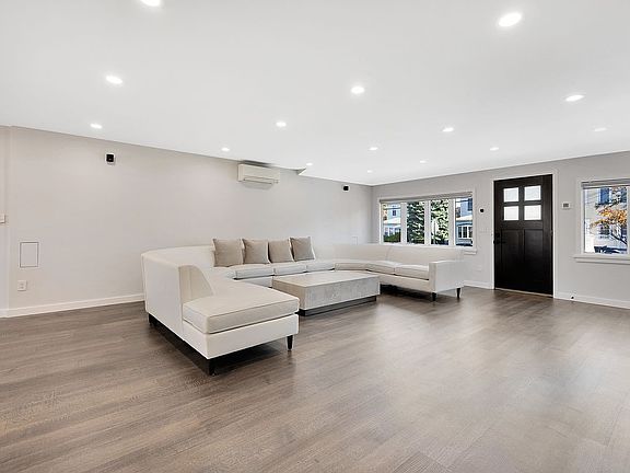 5th image of 17-32 Murray St #1